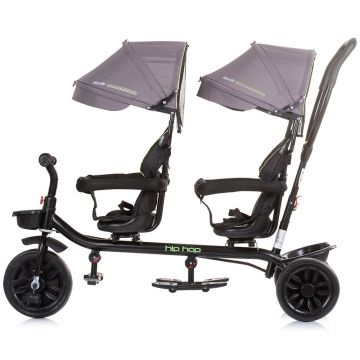 Tricicleta pentru gemeni Chipolino Hip Hop Graphite cu sezut rotativ 360 grade, suporturi pentru picioare, bara de protectie, cosulete