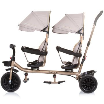 Tricicleta pentru gemeni Chipolino Hip Hop Sand cu sezut rotativ 360 grade, suporturi pentru picioare, bara de protectie, cosulete